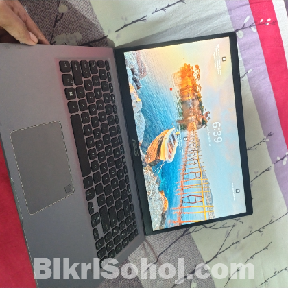 vivobook  Asus x515EA i3 -11 GN  4/1TB HDD